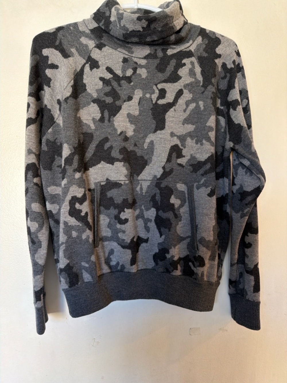 Polo Ralph Lauren Merino Wool Camo Turtleneck Sweater Gray Size L
